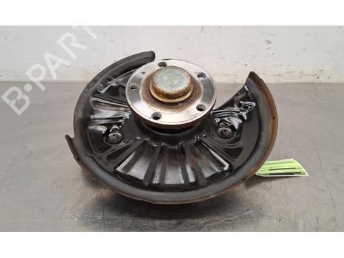 Used Left rear steering knuckle SKODA SUPERB III Estate (3V5) 1.4 TSI iV (218 hp) 26014320