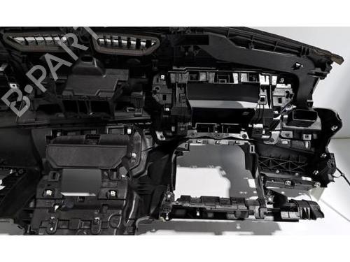 Dashboard PEUGEOT 308 III (FB_, FH_, FP_, F3_, FM_) Hybrid 136 (FPHPYC) | BP31273058C46 