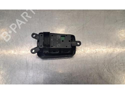Switch BMW 2 Active Tourer (F45) 216 i | BP37454036I30 - Image 4