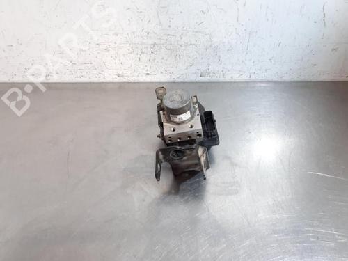 Used ABS pump CITROËN C3 III (SX) 1.5 BlueHDi 100 (SXYHYP, SXYHTU) (102 hp) 31151352