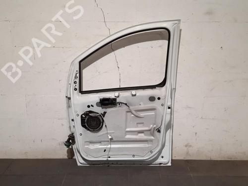 Right front door PEUGEOT EXPERT Van (VF3A_, VF3U_, VF3X_) 2.0 HDi 130 | BP28966611C3