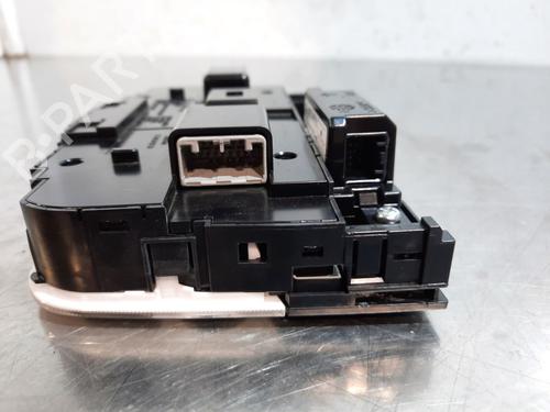 Interior roof light HONDA HR-V (RU) 1.5 (RU1) | BP20850314I8 