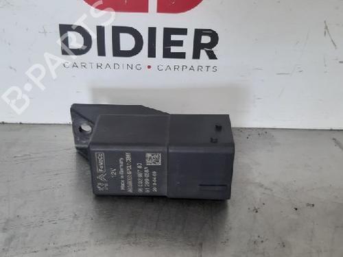 Used Electronic module CITROËN C3 III Van (SX_, SY_) BlueHDi 100 (102 hp) 15015796