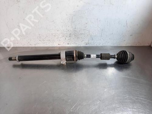 Used Right front driveshaft BMW 1 (F40) 116 d (116 hp) 30530678
