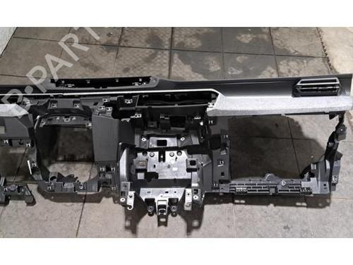 Instrumentbræt PEUGEOT 5008 III (KA_, KB_, KC_) e-210 (213 hp) 32632908