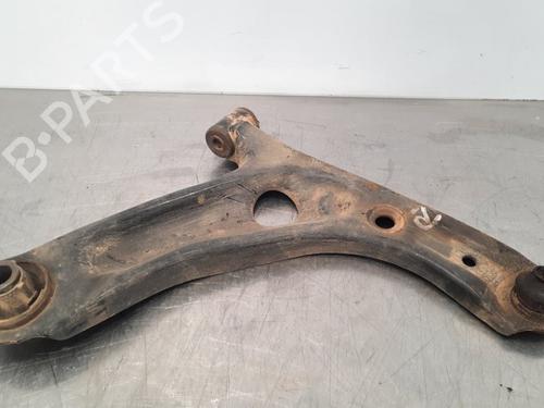 Used Right front suspension arm TOYOTA AYGO (_B1_) 1.0 (KGB10_, KGB10R) (68 hp) 11231387