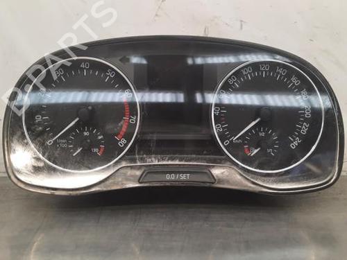 Used Instrument cluster SKODA FABIA III Estate (NJ5) 1.0 TSI (110 hp) 23614642
