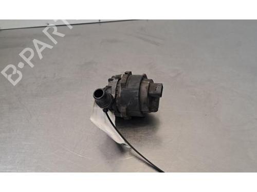 Used Auxiliary water pump Auxiliary water pump BMW i4 (G26) eDrive35 (286 hp) 40285421 40285421