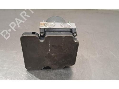 ABS pump RENAULT CLIO V (B7_) 1.5 Blue dCi 85 (B7AG) | BP33131996M43 - Image 2