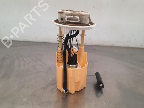 Used Fuel pump RENAULT EXPRESS Box Body/MPV 1.5 Blue dCi 75 (F6AA) (75 hp) 21268635