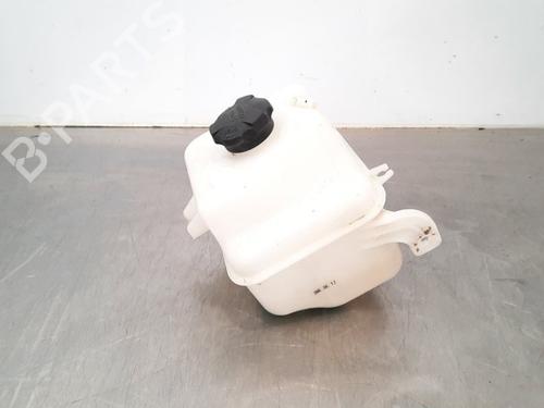Used Expansion tank KIA SPORTAGE III (SL) 1.7 CRDi (116 hp) 10901686