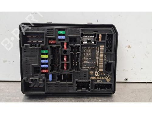 Used Fuse box Fuse box 39645952 39645952