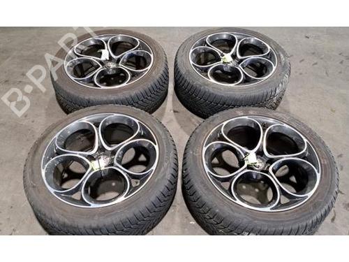 Felge für ALFA ROMEO STELVIO (949_) 2.2 D Q4 (949.AXB2A) (209 hp) 23624560