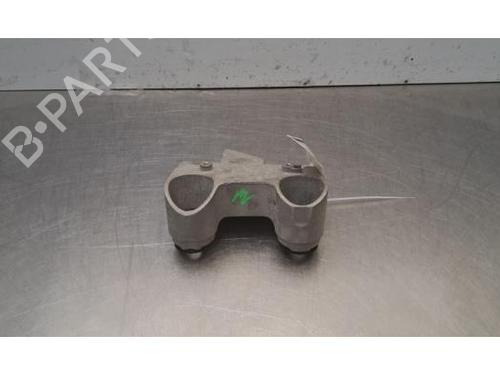 Used Engine mount Engine mount 37284683 37284683