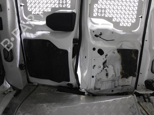 Rat PEUGEOT EXPERT Van (V_) 2.0 BlueHDi 145 | BP23595818C49 