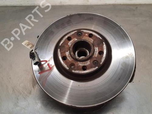 Used Left front steering knuckle PEUGEOT 308 III (FB_, FH_, FP_, F3_, FM_) BlueHDi 130 (FBYHZL, FBYHZT) (131 hp) 23634505