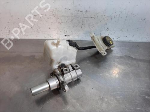 Used Brake master cylinder PEUGEOT 308 SW II (LC_, LJ_, LR_, LX_, L4_) 1.6 BlueHDi 100 (99 hp) 23590983