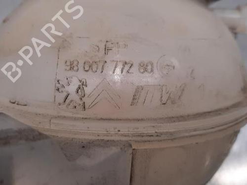 Used Expansion tank PEUGEOT 208 I (CA_, CC_) 1.2 VTI 82 (82 hp) 23588696