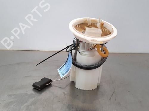 Used Fuel pump AUDI Q2 (GAB, GAG) 1.4 TFSI (150 hp) 10899344