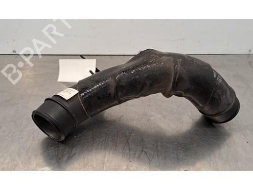 Intercooler-rør  BMW 1 (F40) M 135 i xDrive (306 hp) 30521571