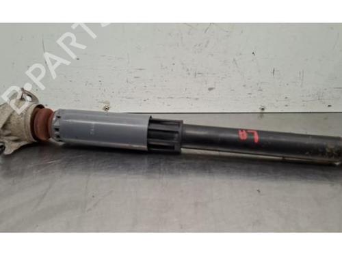 Venstre bagtil støddæmper Venstre bagtil støddæmper AUDI A3 Sportback (8VA, 8VF) RS3 quattro (400 hp) 39646099 39646099