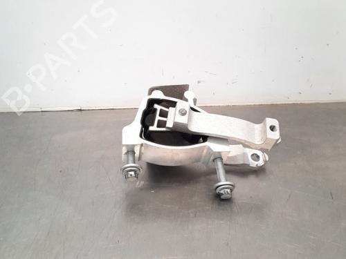 Used Engine mount LAND ROVER RANGE ROVER EVOQUE (L551) 2.0 D150 (150 hp) 15034637