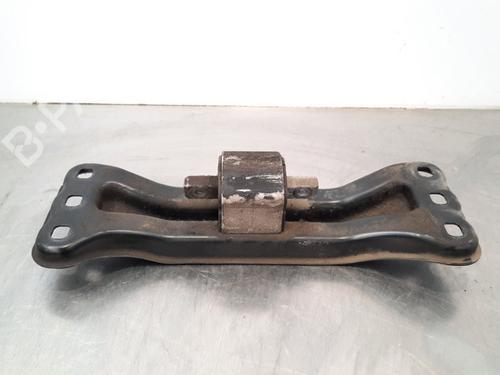 Used Gearbox mount MERCEDES-BENZ C-CLASS (W204) C 180 CDI (204.000) (120 hp) 11231724