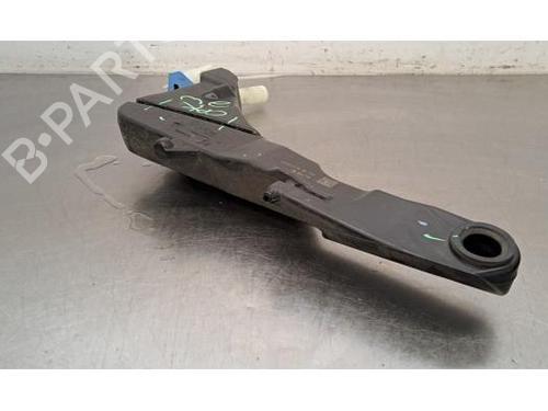 Windscreen washer tank PEUGEOT 308 III (FB_, FH_, FP_, F3_, FM_) BlueHDi 130 (FBYHZL, FBYHZT) | BP26442135C113 