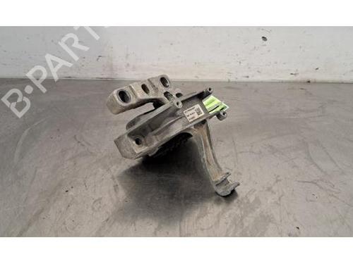 Used Engine mount AUDI A3 Limousine (8YS, 8YM) 35 TDI (150 hp) 24378204