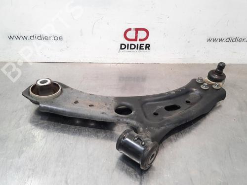 Used Left front suspension arm FIAT 500X (334_) 1.6 D Multijet (334AXA1B, 334AXA11) (120 hp) 10896983