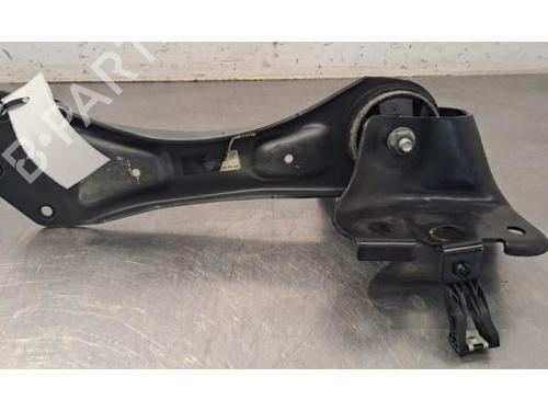 venstre-bagtil-brearm-mercedes-benz-cla-shooting-brake-x118-2019-32820630 main image