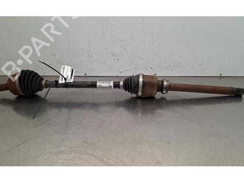 Used Right front driveshaft Right front driveshaft PEUGEOT 5008 II (MC_, MJ_, MR_, M4_) 1.2 THP (MRHNYH, MRHNYW, MRHNSJ, MRHNSU, MRHNSM) (131 hp) 39645752 39645752