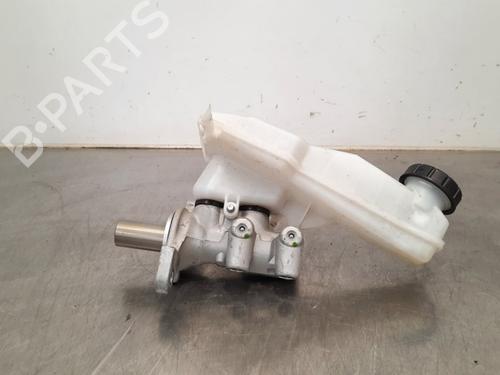 Used Brake master cylinder PEUGEOT 208 II (UB_, UP_, UW_, UJ_) 1.5 BlueHDI 100 (102 hp) 15042432
