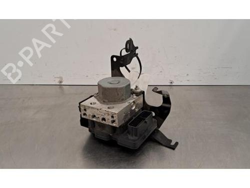 Used ABS pump RENAULT CAPTUR I (J5_, H5_) 1.5 dCi 90 (J5N4, J5M5, J5MW, J5M6, J5AL, J5AJ) (90 hp) 32850586