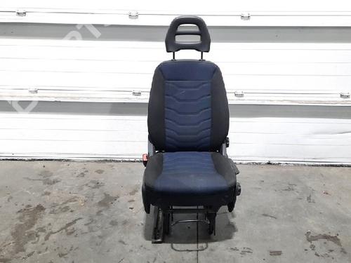 Used Left front seat Left front seat IVECO DAILY VI Van 33S12, 35S12, 35C12 (116 hp) 10892078 10892078