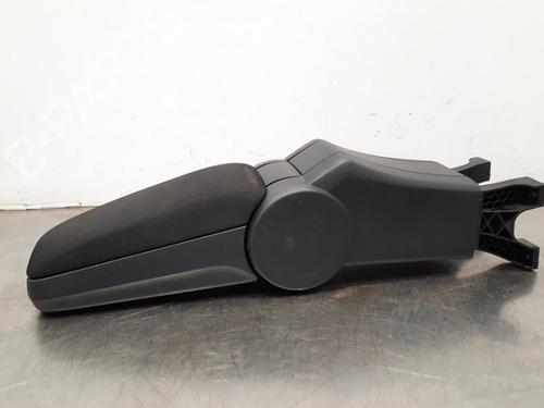 Armrest / Center console SKODA FABIA III Estate (NJ5) 1.0 TSI 6V08671749B9