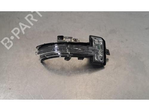 right-side-indicator-renault-scenic-e-tech-phase-i-2023-40240418 main image