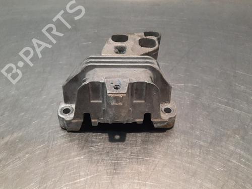 Engine mount MERCEDES-BENZ GLA-CLASS (X156) GLA 200 CDI / d (156.908) | BP15029601M89 