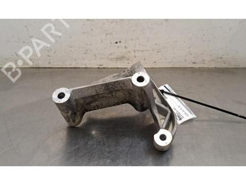 Used Engine mount Engine mount 37453702 37453702