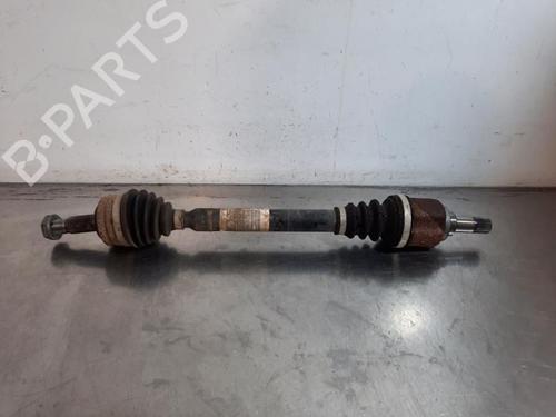 Drivaksel fortil venstre Drivaksel fortil venstre OPEL CORSA F (P2JO) CORSA-e (68) (136 hp) 35778212 35778212