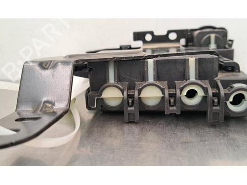 Used Fuse box Fuse box BMW X4 (G02, F98) xDrive 20 i Mild Hybrid (184 hp) 34199487 34199487