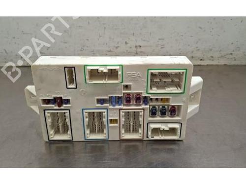 Used Fuse box Fuse box PEUGEOT 5008 III (KA_, KB_, KC_) e-210 (213 hp) 39234987 39234987
