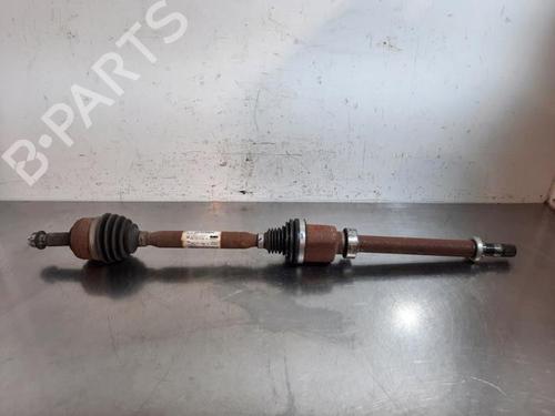 Used Right front driveshaft RENAULT MEGANE IV Hatchback (B9A/M/N_) 1.3 TCe 140 (B9NB) (140 hp) 23616979