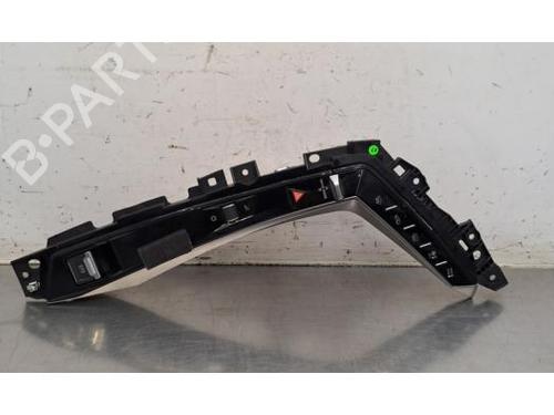 Used Switch Switch PEUGEOT 5008 III (KA_, KB_, KC_) e-210 (213 hp) 35935389 35935389