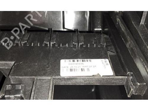 Fuse box RENAULT MASTER III Van (FV) 2.3 dCi 150 FWD (FV0F, FV03, FV09) | BP28081952E1 