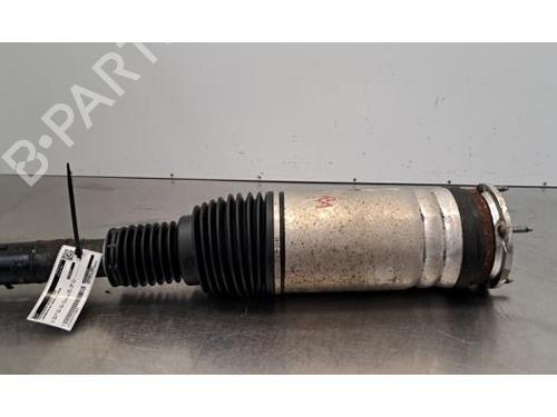 Used Right front shock absorber Right front shock absorber LAND ROVER RANGE ROVER SPORT II (L494) 5.0 SCV8 4x4 (575 hp) 40552748 40552748