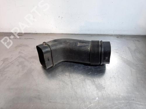 pipe-alfa-romeo-giulia-952_-2015-33167470 main image