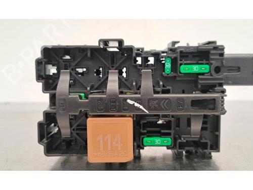 Used Fuse box PEUGEOT 2008 II (UD_, US_, UY_, UJ_, UR_, UC_) e-2008 (UKZKXZ) (136 hp) 28966647