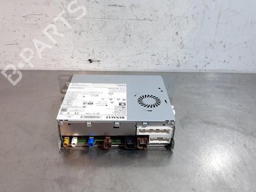 Used Radio RENAULT CLIO V (B7_) 1.0 TCe 100 (B7MT) (101 hp) 19649438