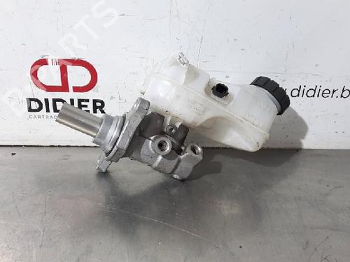 Used Brake master cylinder DACIA DUSTER (HM_) 1.6 SCe 115 (HMM1) (115 hp) 10874752